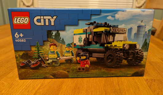 40582 Ambulanse med firehjulstrekk